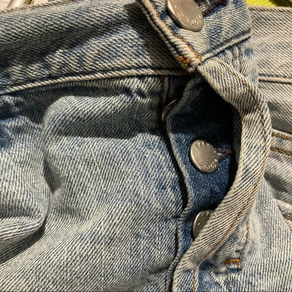 WE THE FREE Sz 27 Raw Hem Button Fly Denim Jean Shorts - Picture 8 of 9